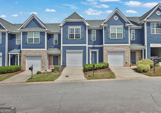Photo 1 of Sale Pending at 6608 Splashwater Dr, Flowery Branch, GA 30542 | MLS# 10845235 | Listing updated on 2026-09-27