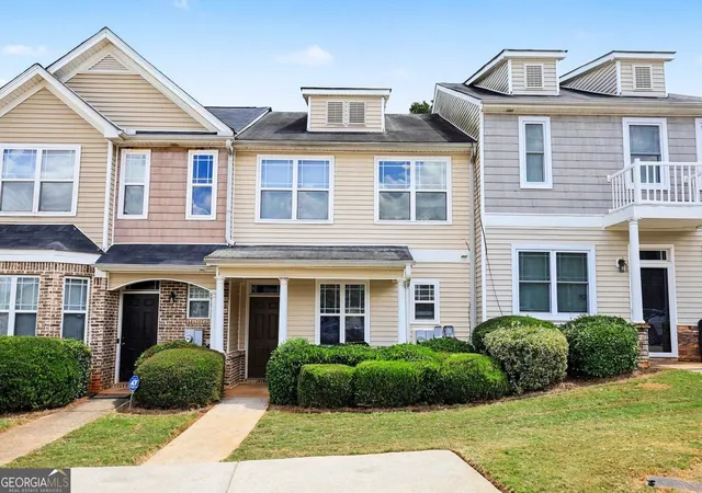 Photo 1 of Townhouse for sale at 6404 Ellenwood Dr, Rex, GA 30273 | MLS# 10842931 | Listing updated on 2026-09-10