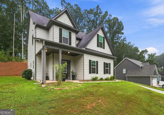 Photo 2 of Single family home for sale at 1069 Belmont Park Dr, Commerce, GA 30529 | MLS# 10843455 | Listing updated on 2026-10-05