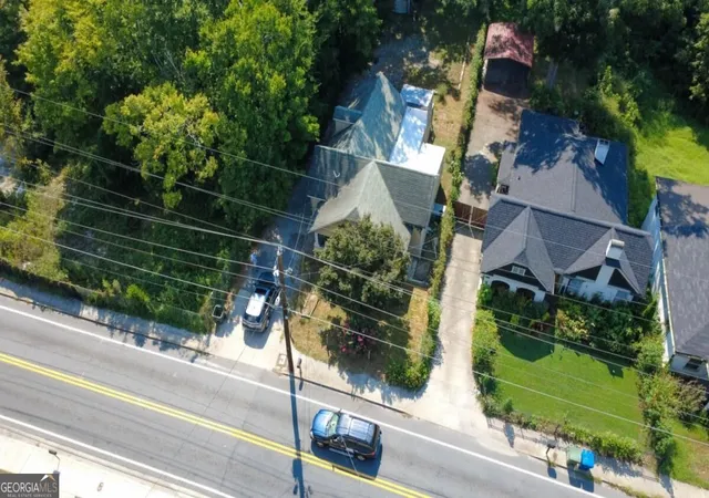 Photo 2 of Single family home for sale at 2069 Bolton Rd NW, Atlanta, GA 30318 | MLS# 10838822 | Listing updated on 2026-09-12