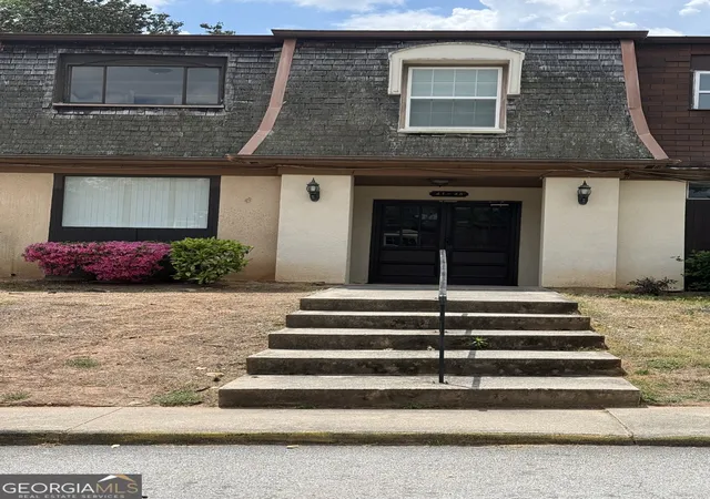 Photo 1 of Condo for sale at 42 Le Parc Fontaine, Lithonia, GA 30038 | MLS# 10839279 | Listing updated on 2026-09-17