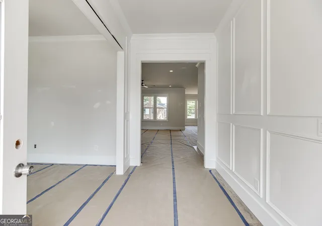 Photo 3 of Single family home for sale at 9 Stonehedge Dr, Buford, GA 30518 | MLS# 10838383 | Listing updated on 2026-09-16