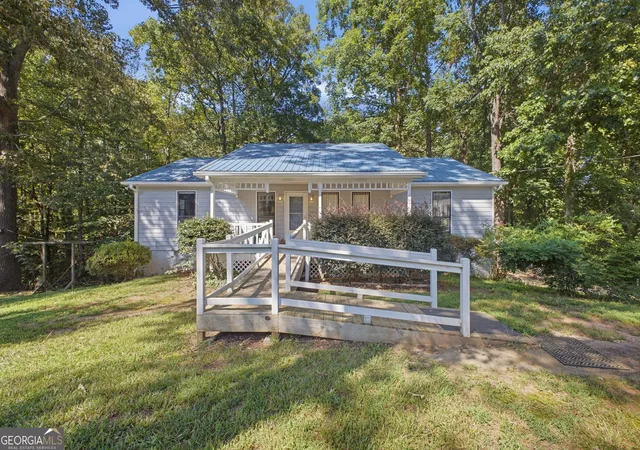 Photo 1 of Single family home for sale at 1819 Winndale Rd, Dallas, GA 30157 | MLS# 10851917 | Listing updated on 2026-10-07