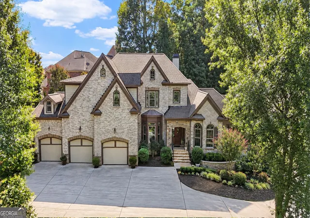 Photo 1 of Mansion for sale at 10376 Royal Ter, Alpharetta, GA 30022 | MLS# 10850695 | Listing updated on 2026-10-06