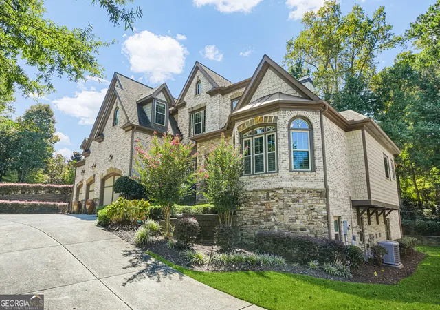 Photo 3 of Mansion for sale at 10376 Royal Ter, Alpharetta, GA 30022 | MLS# 10850695 | Listing updated on 2026-10-06