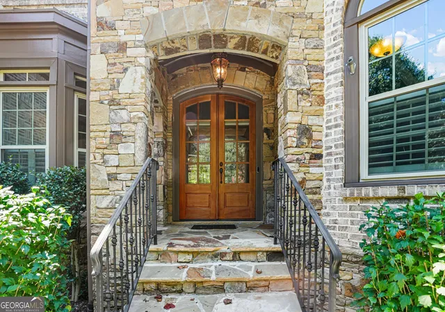 Photo 4 of Single family home for sale at 10376 Royal Ter, Alpharetta, GA 30022 | MLS# 10850695 | Listing updated on 2026-10-06