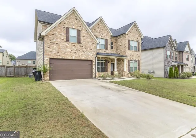 Photo 4 of Single family home for sale at 109 Lacey Oak Ln, Bonaire, GA 31005 | MLS# 10852392 | Listing updated on 2026-09-24
