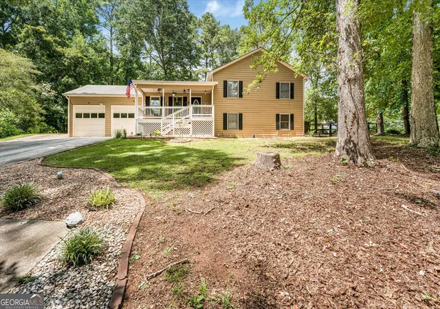 Photo 1 of Single family home for sale at 1601 River Glen Rd, Auburn, GA 30011 | MLS# 10843807 | Listing updated on 2026-09-11