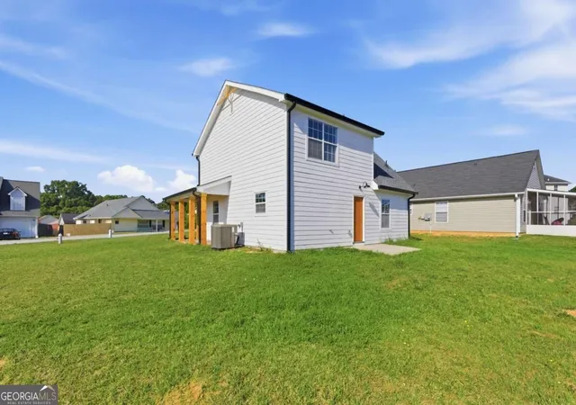 Photo 3 of Single family home for sale at 257 Marsh Glen Dr, Jonesboro, GA 30238 | MLS# 10843473 | Listing updated on 2026-10-08