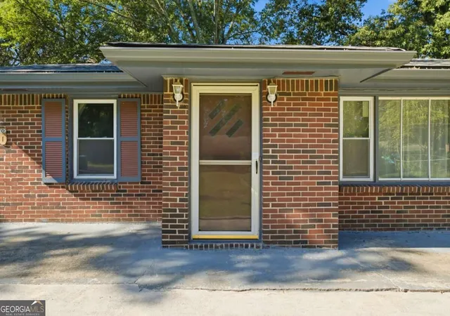 Photo 3 of Sale Pending at 2498 Johnson Dr, Doraville, GA 30340 | MLS# 10845641 | Listing updated on 2026-09-29