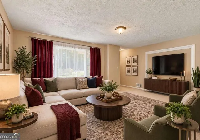 Photo 4 of Sale Pending at 2498 Johnson Dr, Doraville, GA 30340 | MLS# 10845641 | Listing updated on 2026-10-22