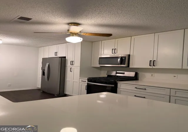 Photo 4 of Single family home for sale at 16160 Henderson Rd, Milton, GA 30004 | MLS# 10790447 | Listing updated on 2026-09-19