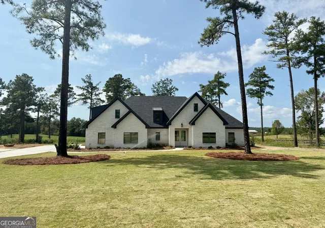 Photo 3 of Single family home for sale at 13100 Hwy 51, Opelika, AL 36804 | MLS# 10817508 | Listing updated on 2026-09-22