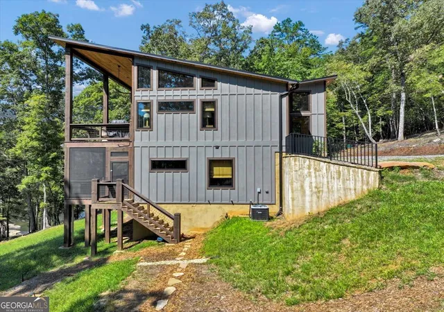 Photo 3 of Single family home for sale at 161 River Rock Ln, Blue Ridge, GA 30513 | MLS# 10838913 | Listing updated on 2026-09-17