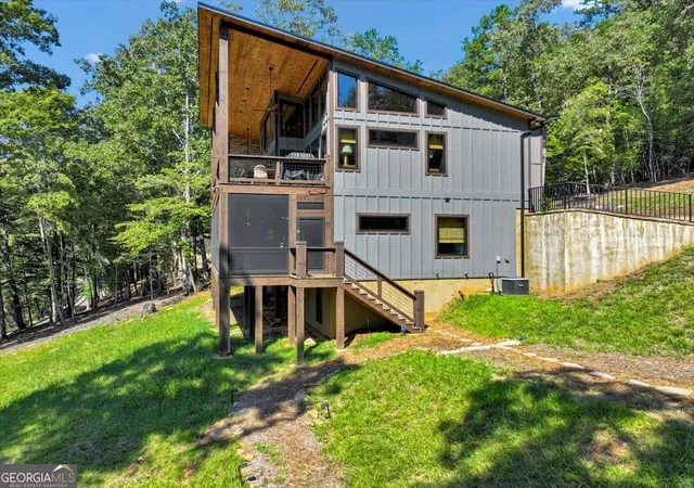 Photo 4 of Single family home for sale at 161 River Rock Ln, Blue Ridge, GA 30513 | MLS# 10838913 | Listing updated on 2026-09-17