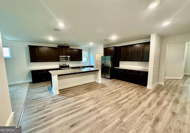 Photo 4 of Single family home for sale at 158 Rolling Hills Pl, Canton, GA 30114 | MLS# 10844970 | Listing updated on 2026-09-26