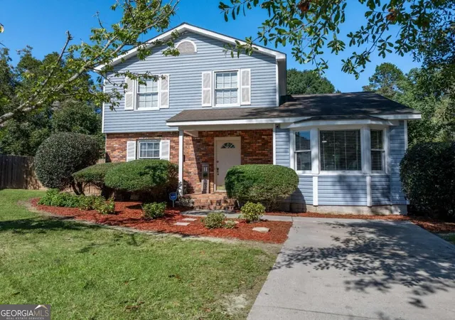 Photo 2 of Single family home for sale at 105 Clyde Cir, Tifton, GA 31794 | MLS# 10842882 | Listing updated on 2026-10-02