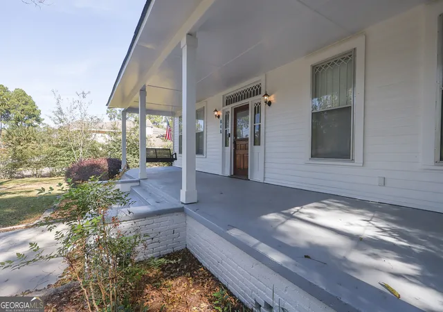 Photo 1 of Single family home for sale at 646 Mclendon St, Ashburn, GA 31714 | MLS# 10880177 | Listing updated on 2026-10-29