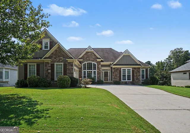 Photo 1 of Single family home for sale at 1935 Heritage Green Dr, Marietta, GA 30064 | MLS# 10843839 | Listing updated on 2026-09-11