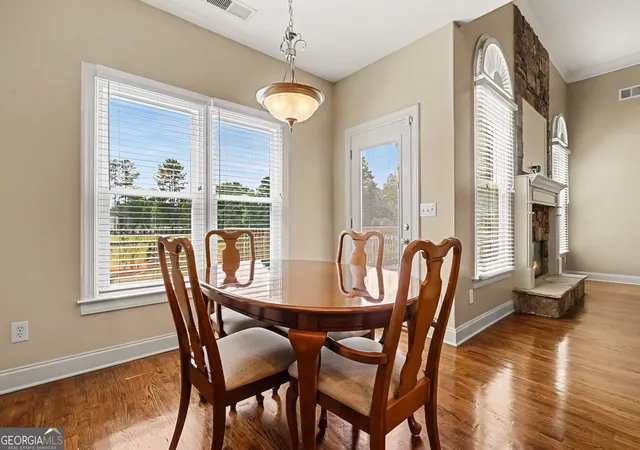 Photo 4 of Single family home for sale at 1935 Heritage Green Dr, Marietta, GA 30064 | MLS# 10843839 | Listing updated on 2026-09-11