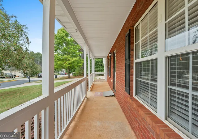 Photo 3 of Single family home for sale at 105 Laurel Ln, Social Circle, GA 30025 | MLS# 10852982 | Listing updated on 2026-10-09