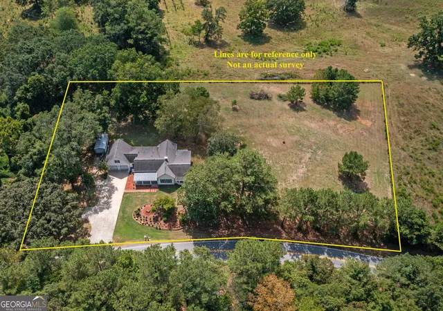 Photo 2 of Single family home for sale at 1136 Mt Carmel Rd, Newnan, GA 30263 | MLS# 10844669 | Listing updated on 2026-09-17