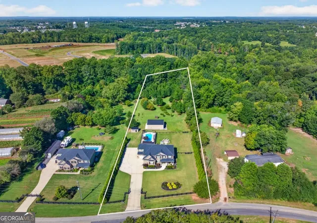 Photo 1 of Sale Pending at 415 Skelton Rd, Hoschton, GA 30548 | MLS# 10848352 | Listing updated on 2026-10-05