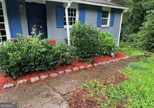 Photo 3 of Single family home for sale at 3530 Fairlane Dr NW, Atlanta, GA 30331 | MLS# 10880324 | Listing updated on 2026-10-28
