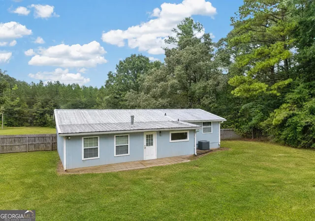 Photo 3 of Single family home for sale at 649 Twin Bridges Rd, Eatonton, GA 31024 | MLS# 10853444 | Listing updated on 2026-10-09