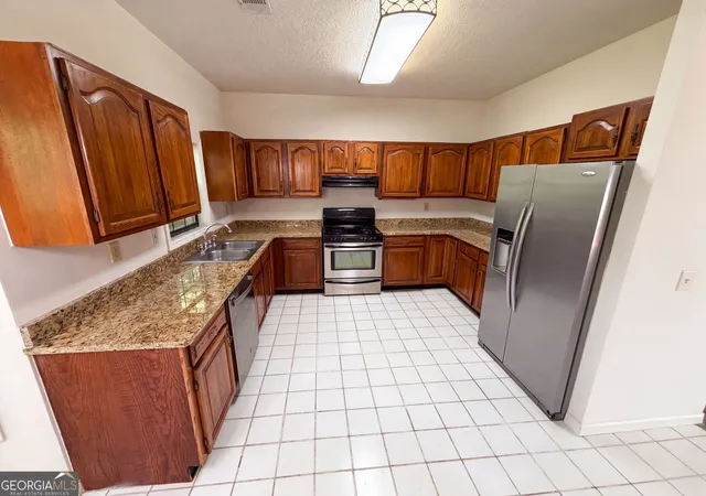 Photo 2 of Townhouse for sale at 506 Mansard Walk, Alpharetta, GA 30022 | MLS# 10848975 | Listing updated on 2026-09-18