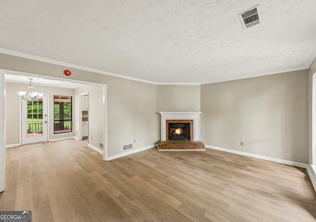 Photo 3 of Townhouse for sale at 3190 Cape Cir, Alpharetta, GA 30009 | MLS# 10840509 | Listing updated on 2026-09-18