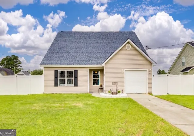 Photo 1 of Single family home for sale at 45 Alvidine Ln, Ellabell, GA 31308 | MLS# 10843862 | Listing updated on 2026-09-24