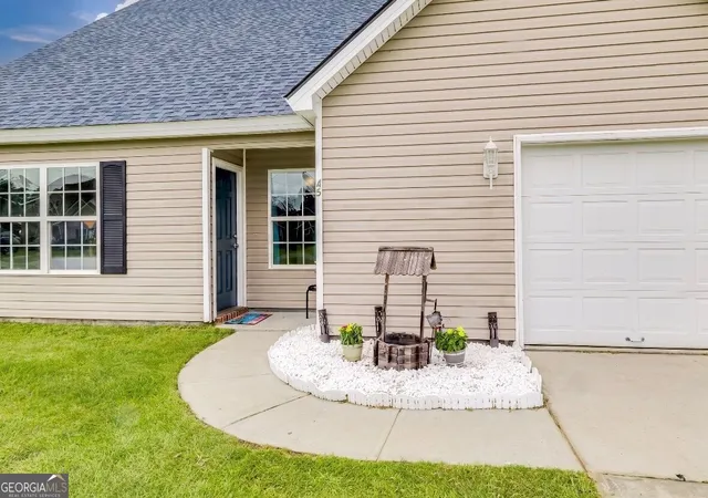 Photo 2 of Single family home for sale at 45 Alvidine Ln, Ellabell, GA 31308 | MLS# 10843862 | Listing updated on 2026-09-24