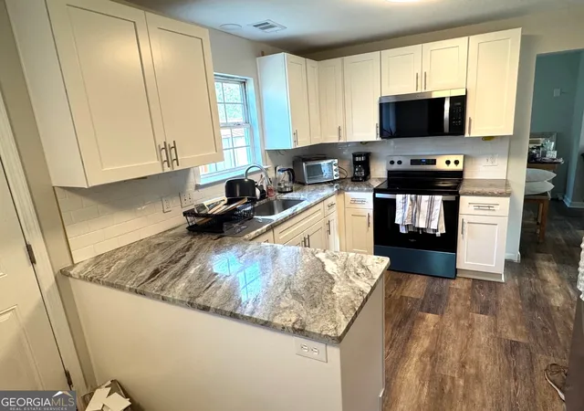 Photo 4 of Single family home for sale at 831 Trade Wind Rd, Macon, GA 31206 | MLS# 10880107 | Listing updated on 2026-10-29