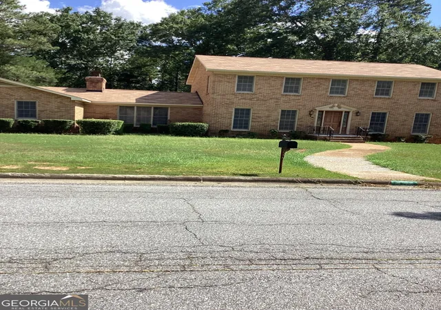Single family home for sale at 4718 Velpoe Dr, Columbus, GA 31907 | MLS# 10841007
