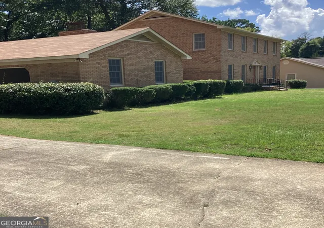 Photo 2 of Single family home for sale at 4718 Velpoe Dr, Columbus, GA 31907 | MLS# 10841007 | Listing updated on 2026-09-19