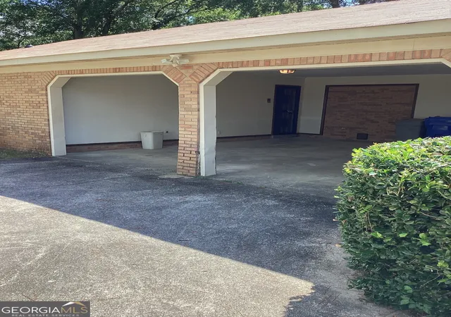 Photo 4 of Single family home for sale at 4718 Velpoe Dr, Columbus, GA 31907 | MLS# 10841007 | Listing updated on 2026-09-19