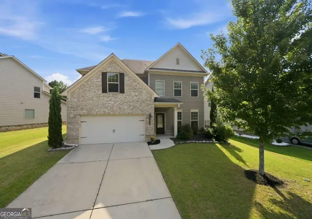 Single family home for sale at 2228 Lakeview Bnd Way, Buford, GA 30519 | MLS# 10838991 | Listing updated on 2026-09-17