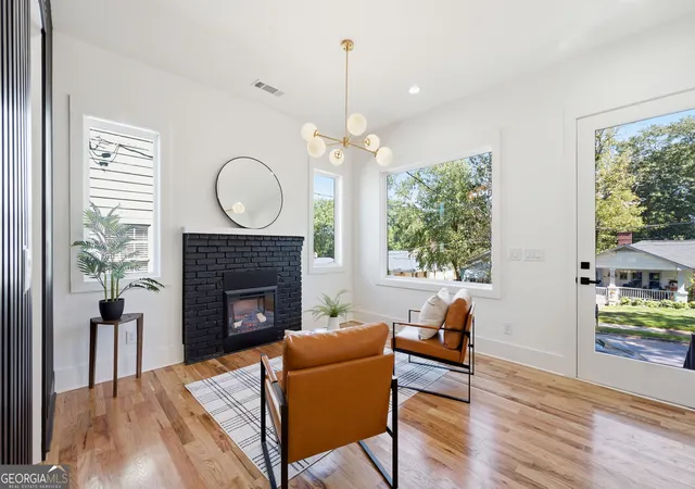 Photo 4 of Sale Pending at 63 Mortimer St, Atlanta, GA 30317 | MLS# 10880809 | Listing updated on 2026-10-29