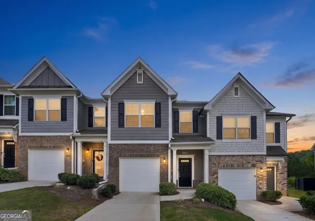 Photo 1 of Townhouse for sale at 5699 Union Pointe Dr, Union City, GA 30291 | MLS# 10851014 | Listing updated on 2026-10-06