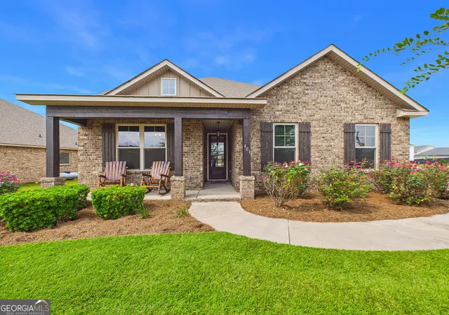 Photo 2 of Single family home for sale at 401 Preservation Pkwy, Perry, GA 31069 | MLS# 10837379 | Listing updated on 2026-09-01