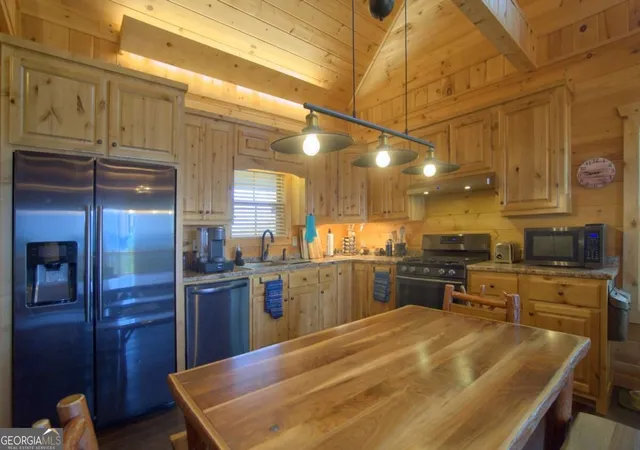 Photo 4 of Single family home for sale at 398 Dowel Cir, Ellijay, GA 30540 | MLS# 10878605 | Listing updated on 2026-10-24