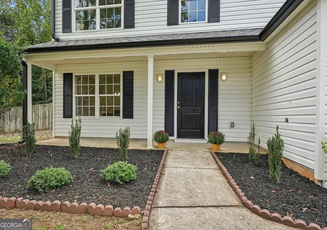 Photo 2 of Single family home for sale at 1149 Grandview Cir, Powder Springs, GA 30127 | MLS# 10852887 | Listing updated on 2026-10-06