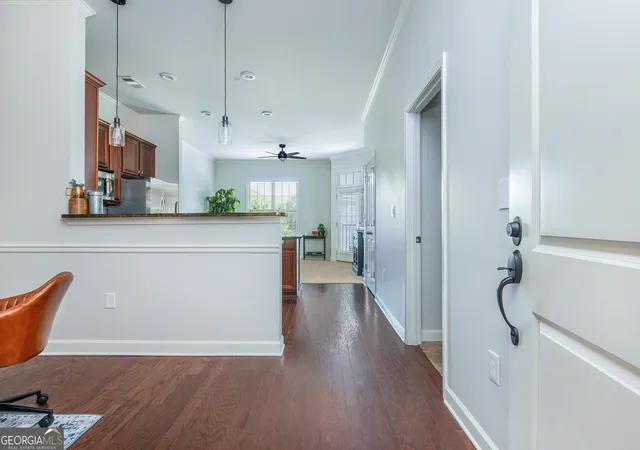 Listing Photo 1 - Condo for sale in building located at 7265 Glisten Ave, Atlanta, GA 30328 - Unit #132