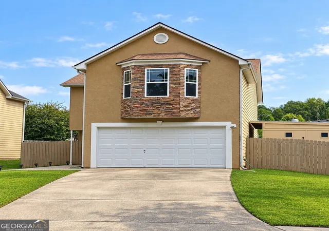 Photo 1 of Single family home for sale at 3943 Alderwoods Dr, Jonesboro, GA 30236 | MLS# 10817450 | Listing updated on 2026-10-01