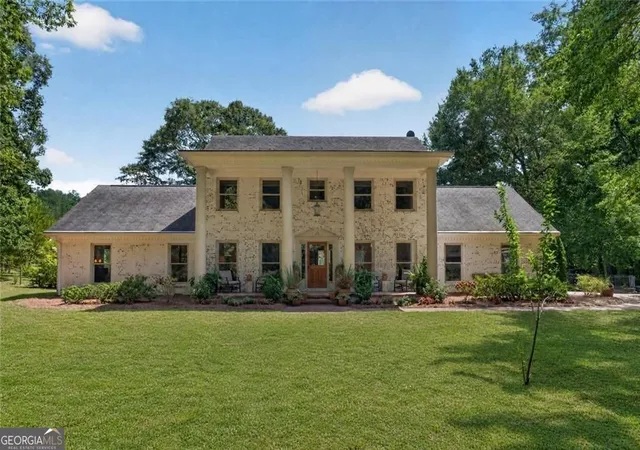 Single family home for sale at 961 Birdie Rd, Griffin, GA 30223 | MLS# 10833243