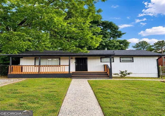 Photo 1 of Single family home for sale at 132 Lamar Ave Nw, Atlanta, GA 30314 | MLS# 10837190 | Listing updated on 2026-09-15