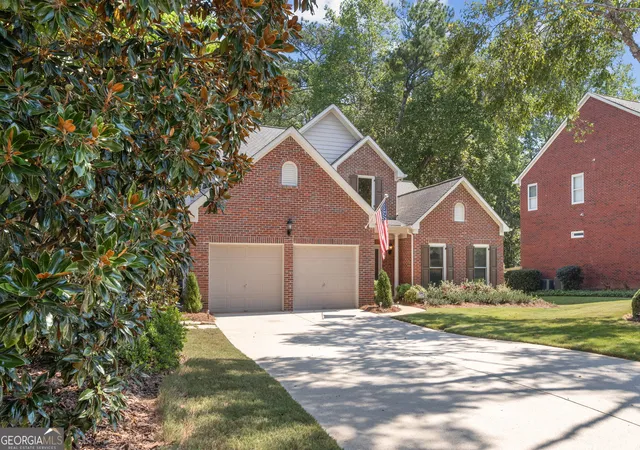 Photo 3 of Single family home for sale at 4209 Mill Grv Ln Sw, Smyrna, GA 30082 | MLS# 10845452 | Listing updated on 2026-10-10