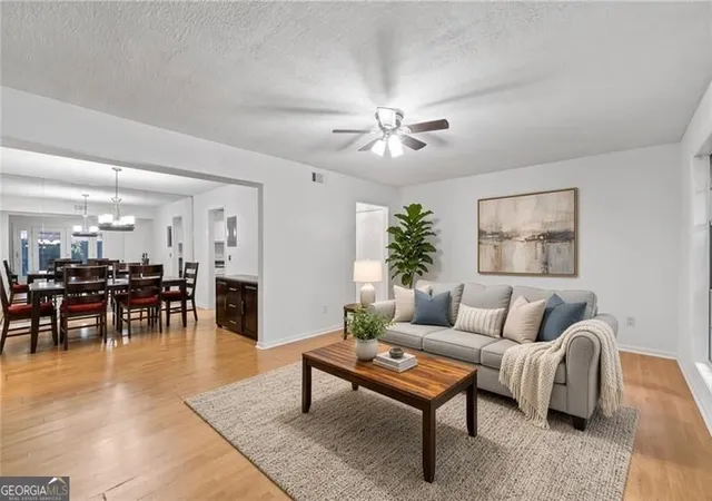 Photo 2 of Condo for sale at 6851 Roswell Rd #D28, Atlanta, GA 30328 | MLS# 10720923 | Listing updated on 2026-09-01