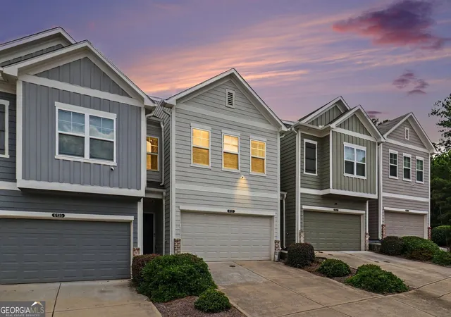 Townhouse for sale at 6131 Centennial Run, Atlanta, GA 30349 | MLS# 10839709